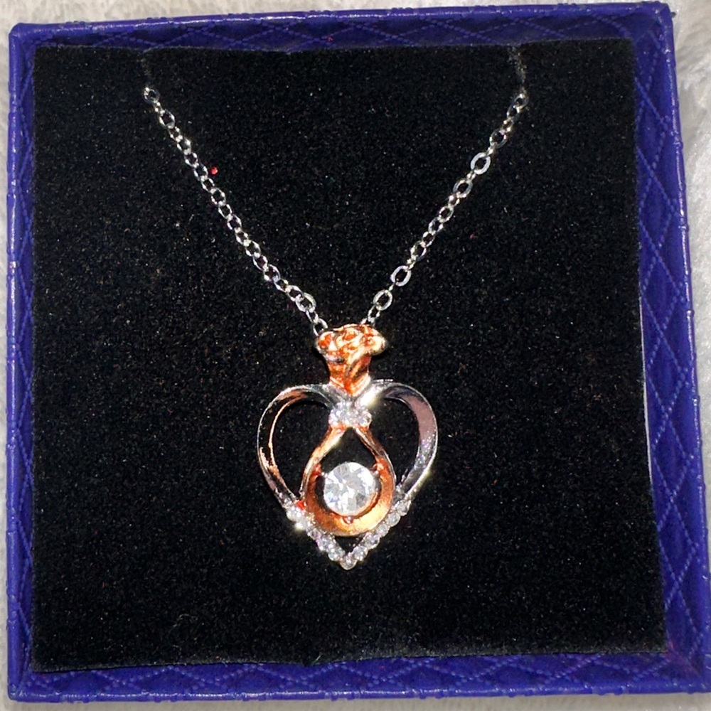 Heart and rose necklace